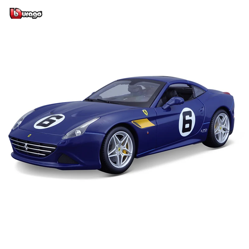 Модель автомобиля Bburago в масштабе 1:18 Ferrari California T на годовщину 10 го юбилея из