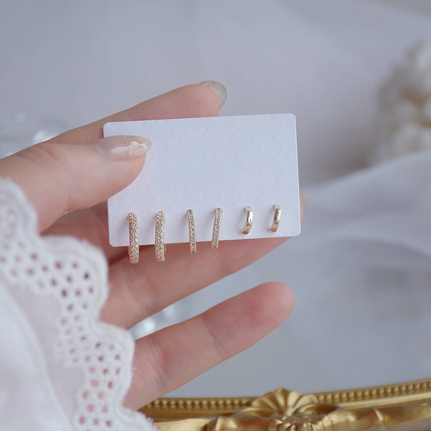 Женские серьги гвоздики с кристаллами фианитами|Серьги-гвоздики| |