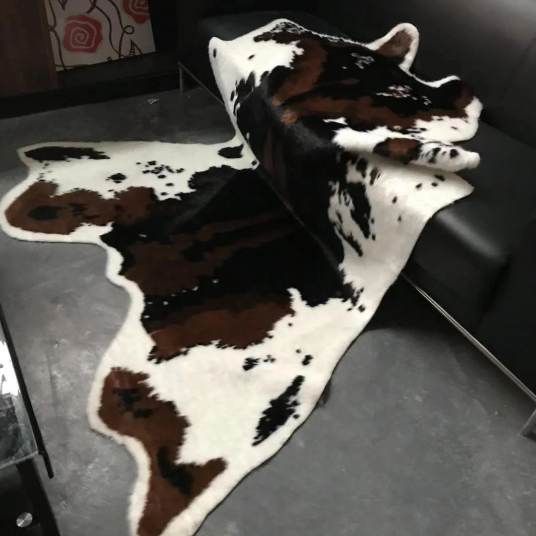 Brown Cow Printed Carpet Cow Carpet Chair Sofa Cushion Cute Animal Home Carpet Decoration Rugs for Bedroom
