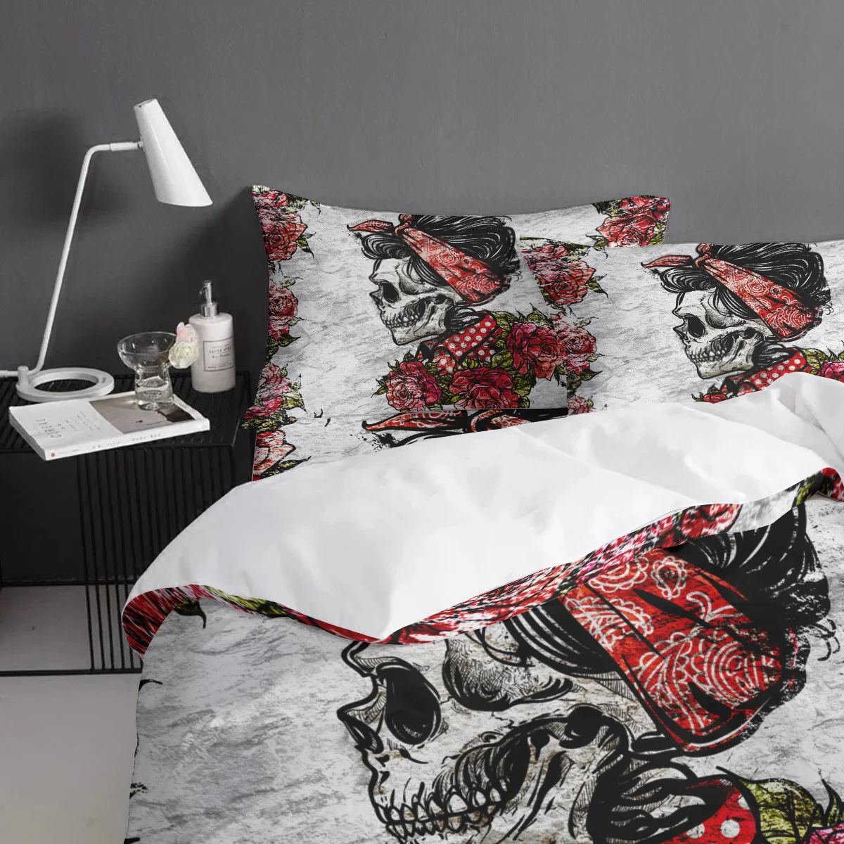 Комплект постельного белья из одеяла с красными цветами и черепом Мексиканский 4