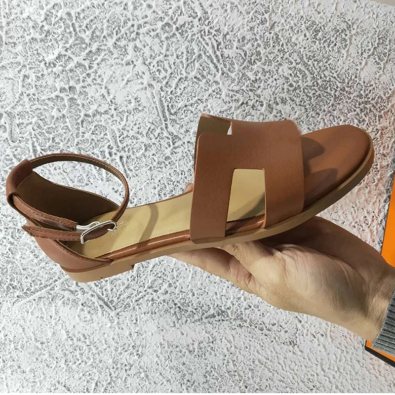 

vallu 2020 summer new minimalist sandals temperament college students wild simple flat shoes beach outdoor