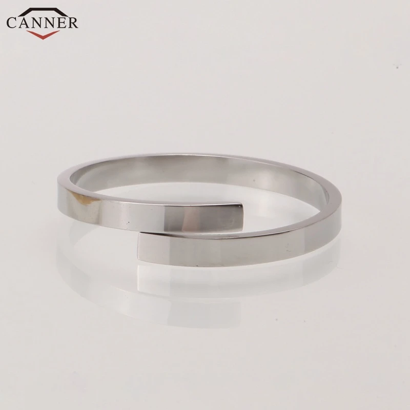 Простое обручальное кольцо золотистого/серебристого цвета из нержавеющей стали