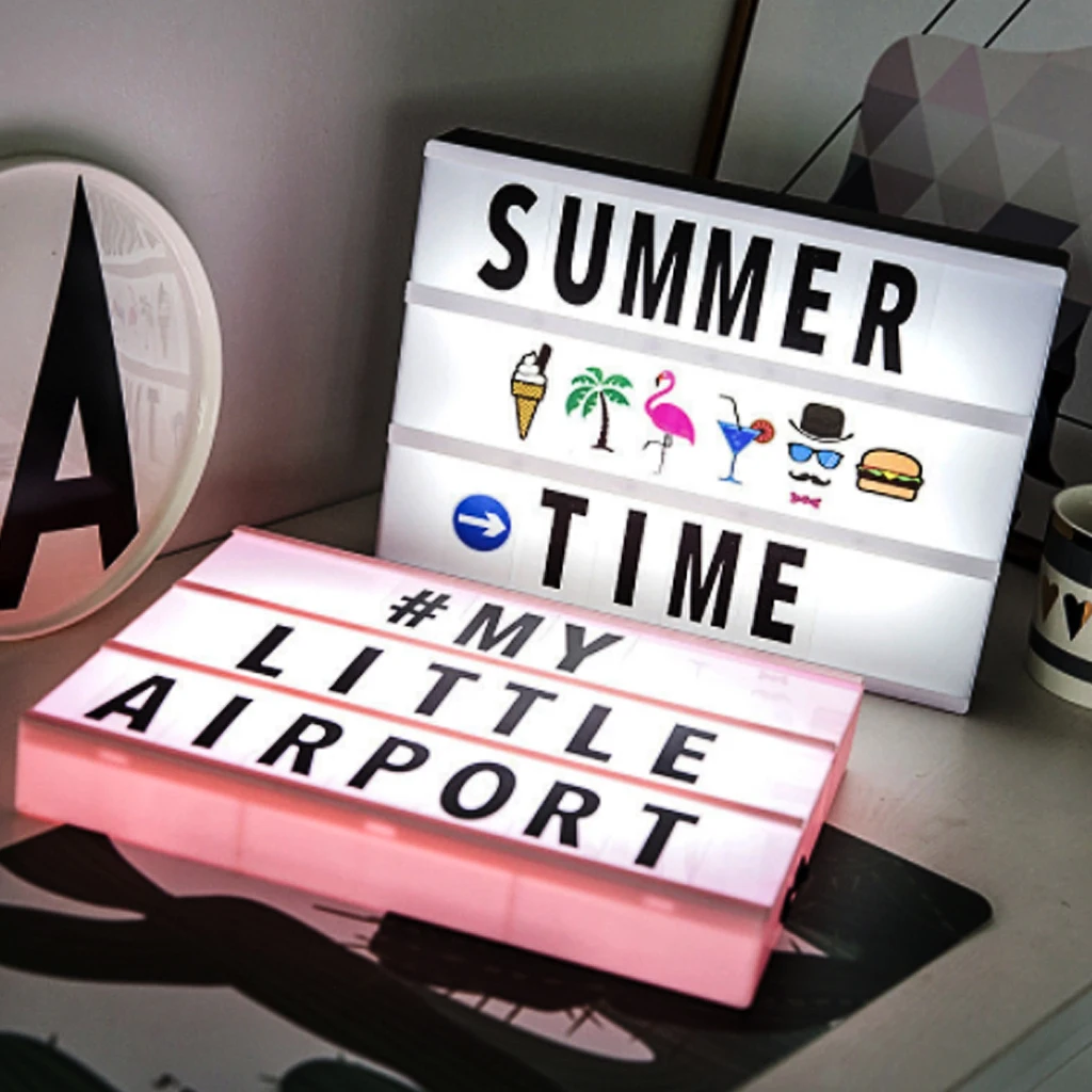 Светодиодный ночник с черно белыми буквами и картами в коробке питанием от