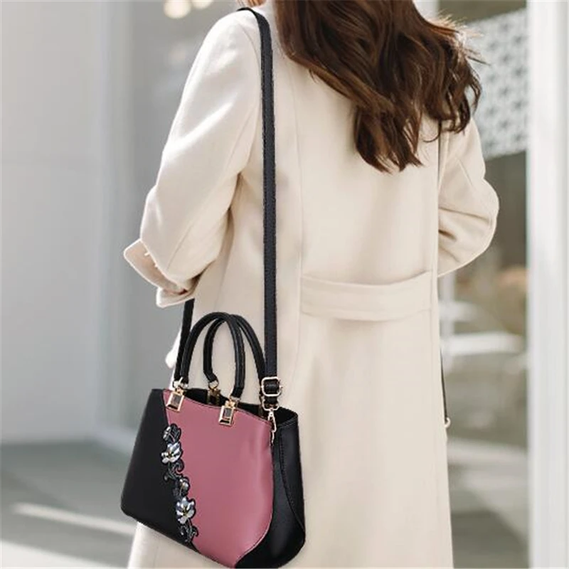 

Women's Handbags