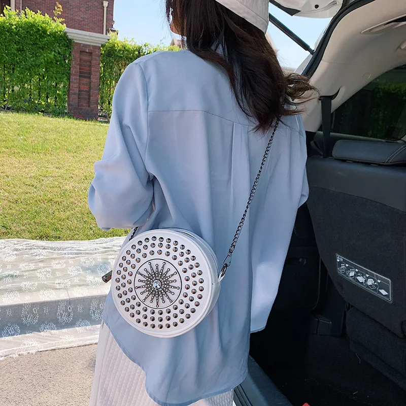 

women shoulder bag round bag new trend versatile cross-body bag personality rivet chain mini bag