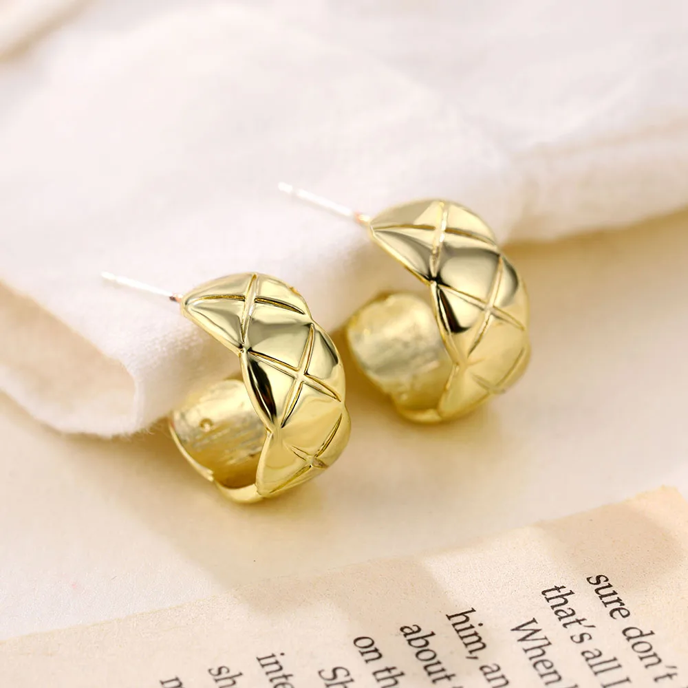 

Charm gold color semicircle Hoop Earrings for women jewelry simple personality metal copper earrings gift girl new products