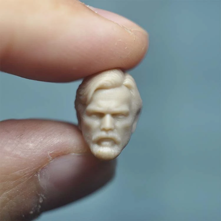 

1/18 Scale 3.75''Middle Age Obi-Won Unpainted Head Model Toys Gifts DIY