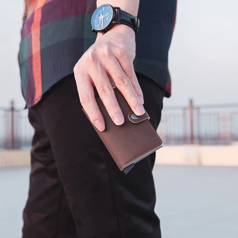 Новинка 2021 модный автоматический держатель для карт с технологией RFID