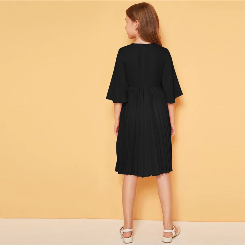 SHEIN/детское однотонное плиссированное платье с завязками спереди для девочек; милое детское платье; коллекция года; Летние Детские платья трапециевидной формы с рукавами-воланами до колена