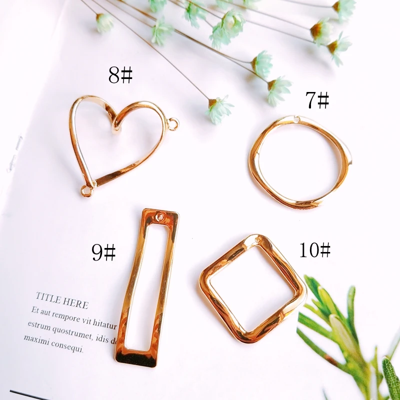 Серьги гвоздики нестандартной геометрической формы ювелирные украшения из