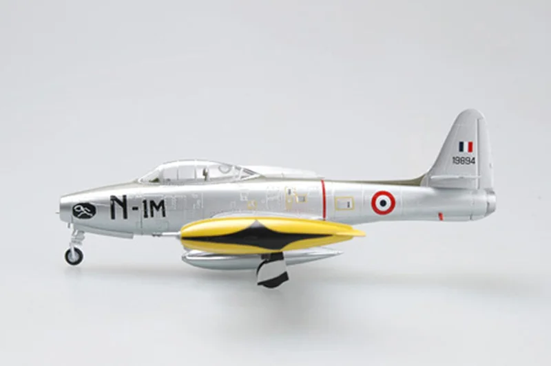 

Easy Model 36802 1/72 French Air Force,F-84G-6 (51-9894).1952 Finished Aircraft TH07451-SMT6