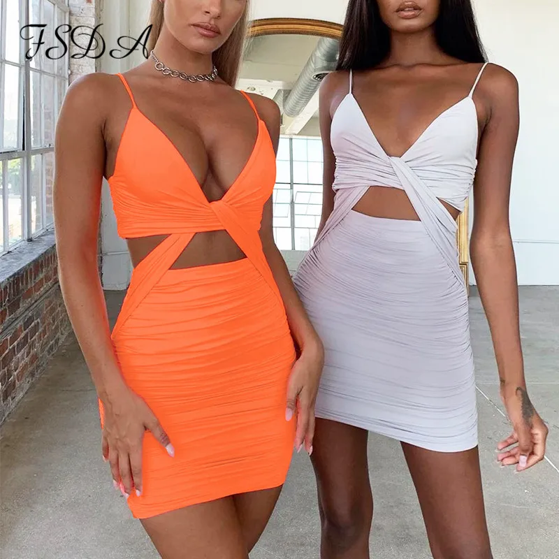 

Платье-Мини Летнее Облегающее с V-образным вырезом и открытой спиной