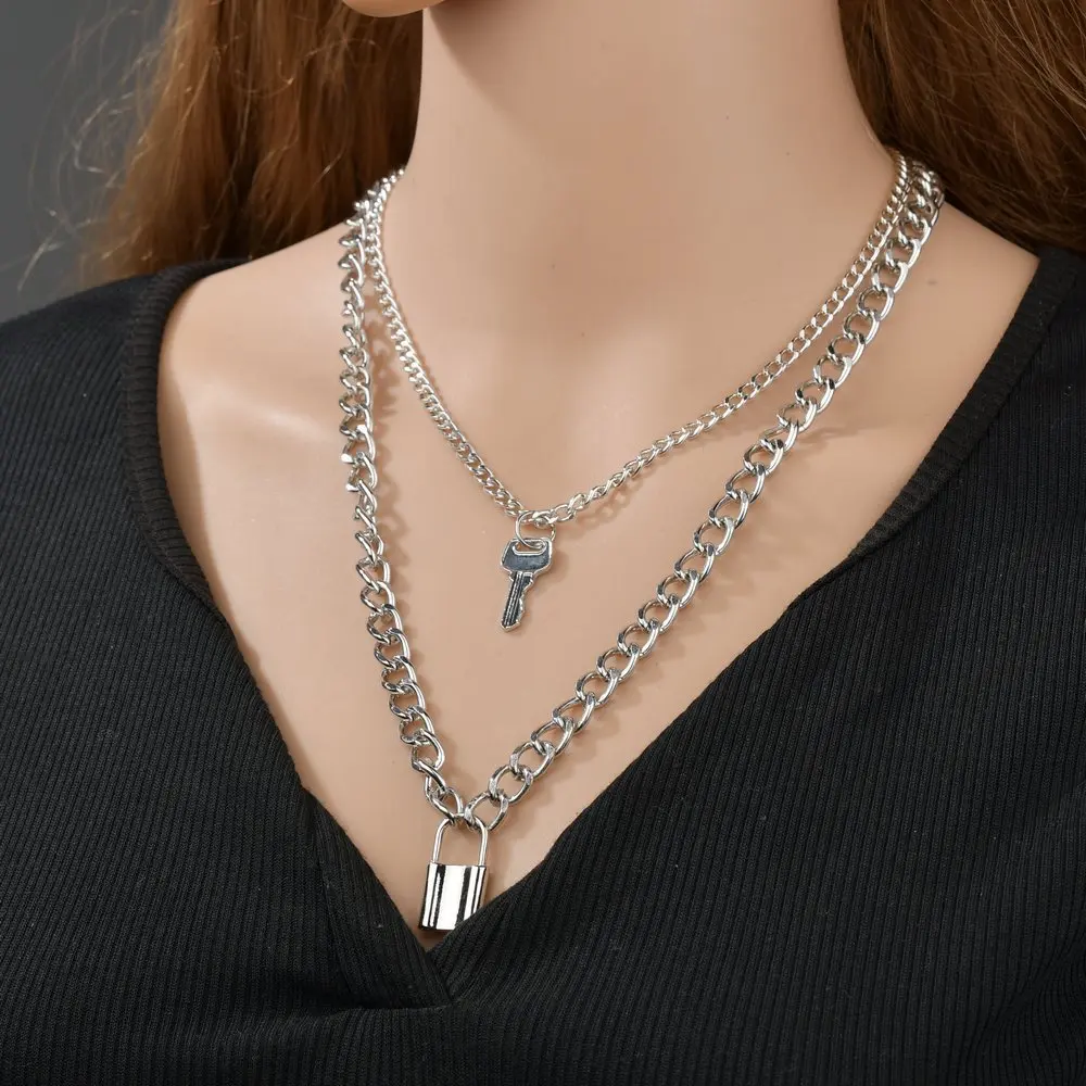 

Retro Key Lock Shape Pendant Necklace Exaggerated Thick Double Necklace European and American Women Fashion Necklace Jewelry