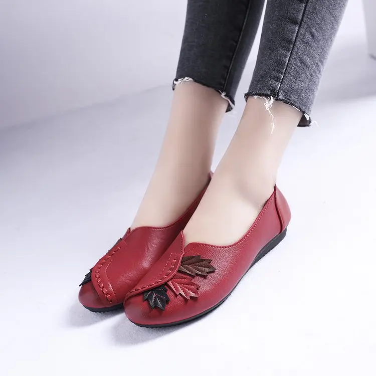 

Women Ballet Flats Slip on Loafers Summer Moccasins Female Genuine Leather Shoes Red Casual Ladies Shoes