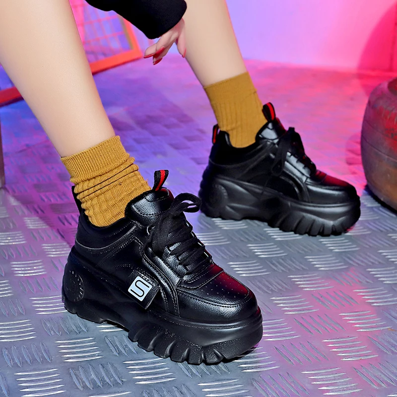 Женские белые кроссовки на платформе повседневная женская обувь в Корейском