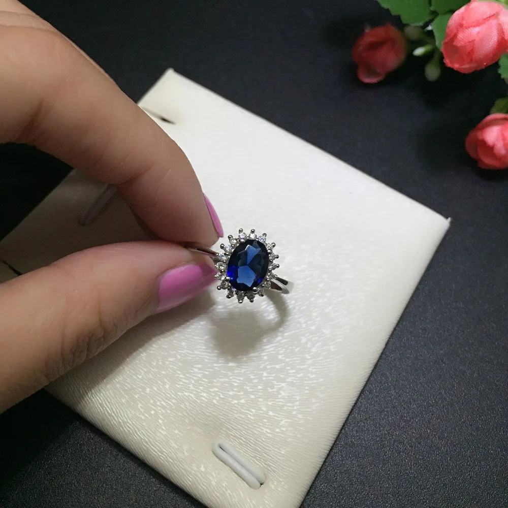 Женское кольцо из серебра 925 пробы с синим сапфиром|Кольца| |