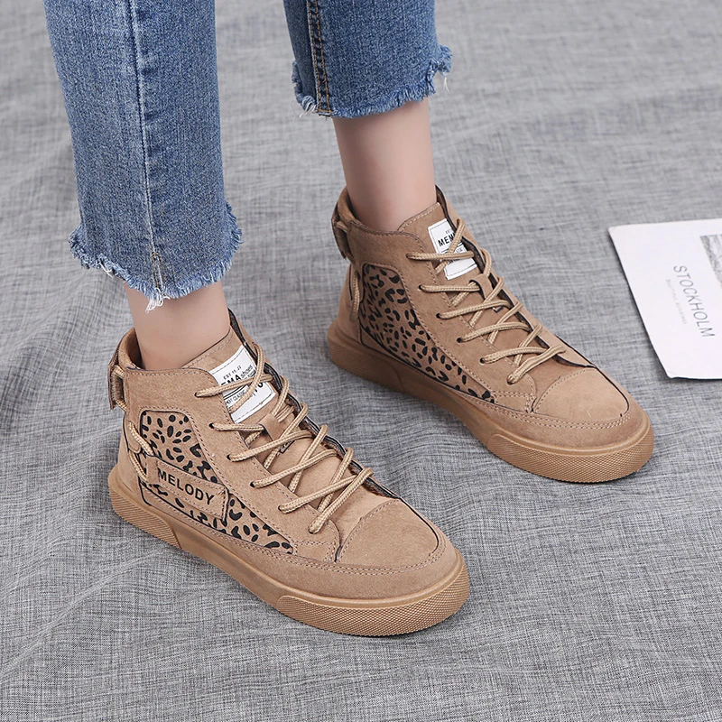 Ботинки martin замшевые ботильоны леопардовой расцветки с перекрестными кружевами