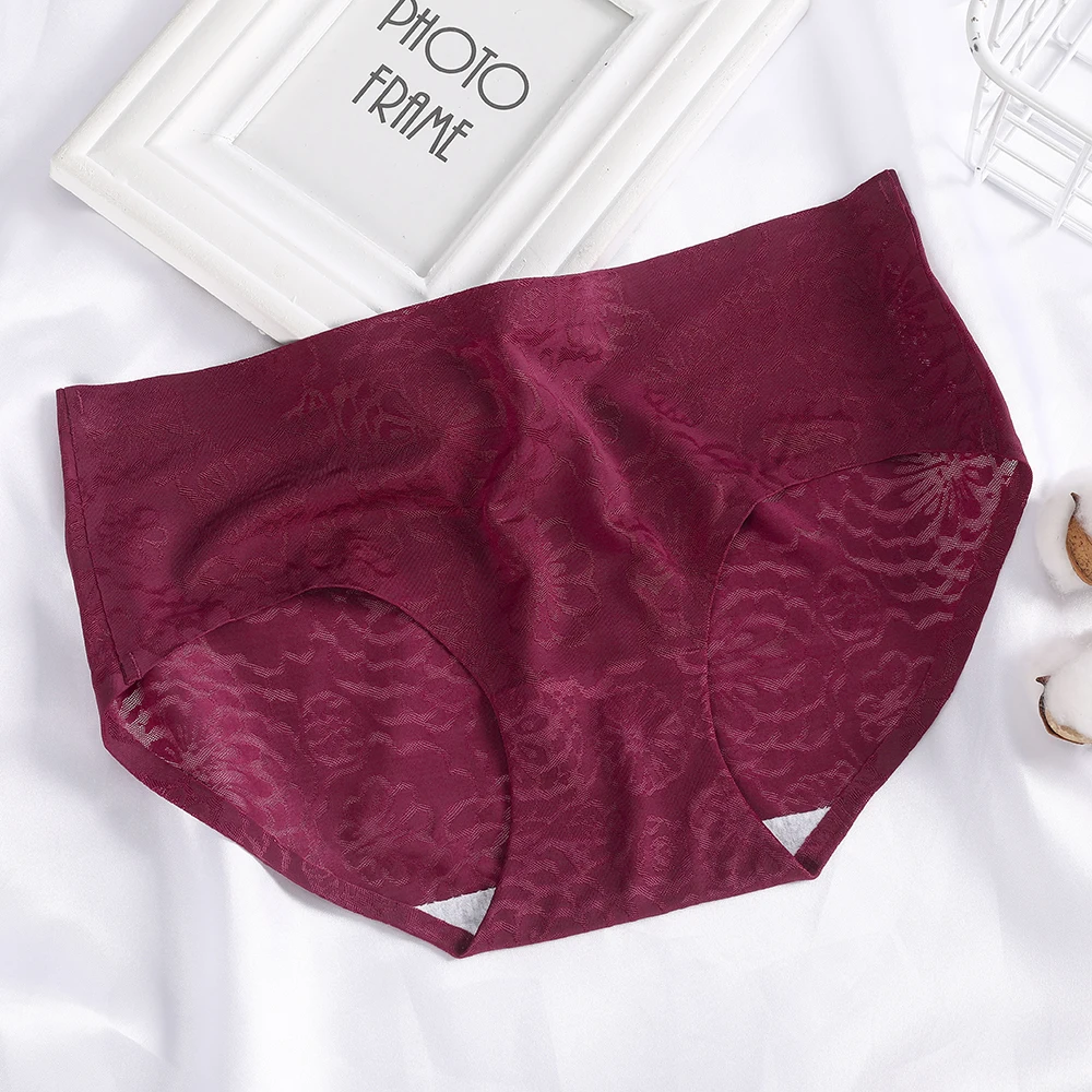 LEVAO Women Hollow Panties Lingerie Female Lace Side Ice Silk Seamless Middle Waist Transparent Ladies Underwear Briefs | Женская одежда