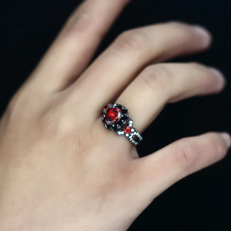 

Japanese And Korean Version Of Black Gold Red Crystal Ring Fashion Personality Female Delicate Jewelry Factory Wholesale