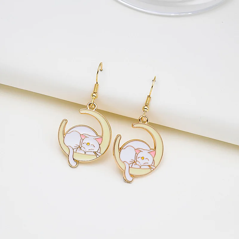 

New Creative Animal Earrings Fashion Lying Moon Cat Star Earrings Women's Holiday Party Jewelry Gifts