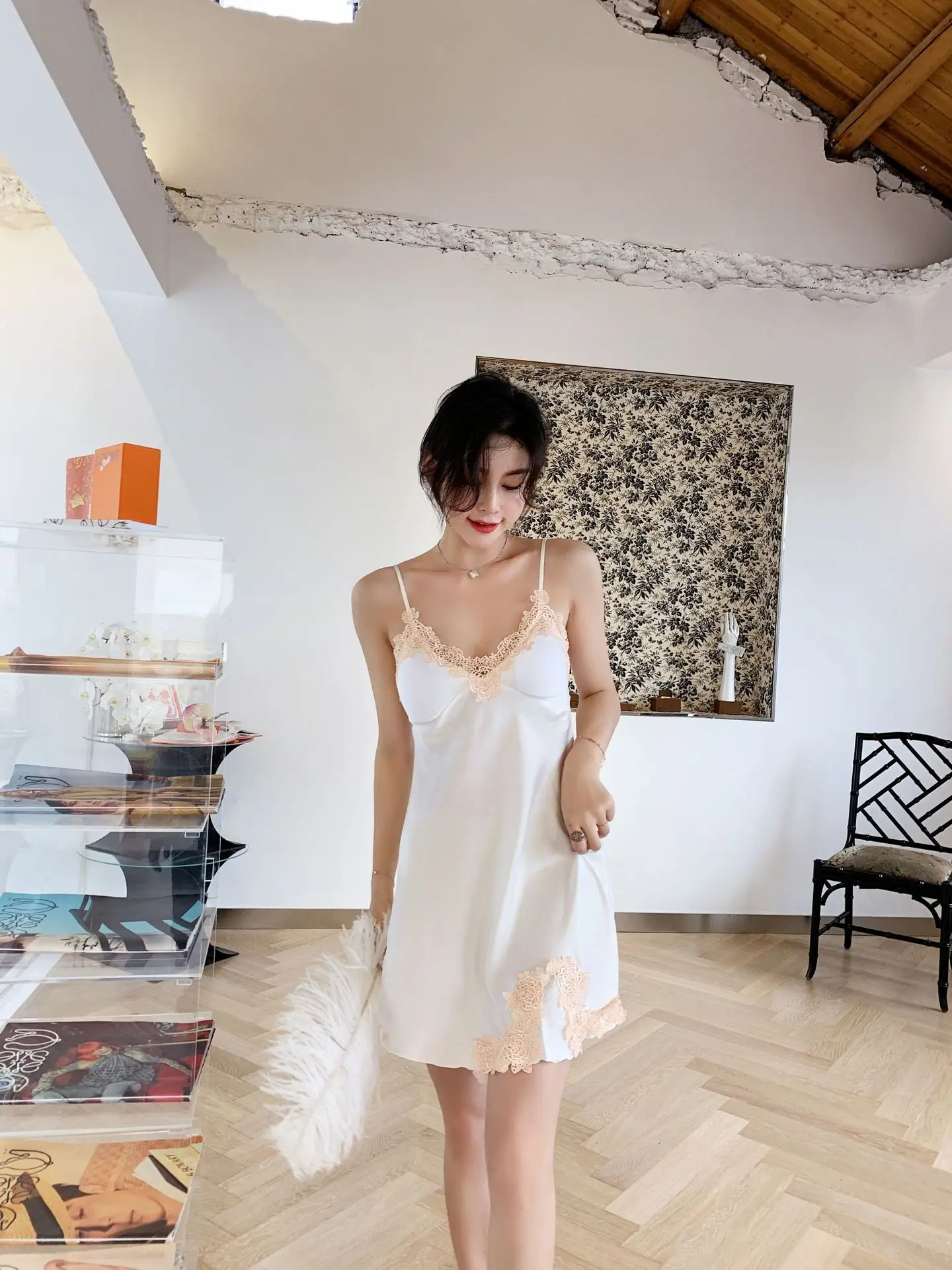 

Women Nightgown Lace Satin Sleepwear Erotic underwear Thin section Babydoll Sexy Sleep Appeal Dress Silk Nightwear Sexy Lingerie