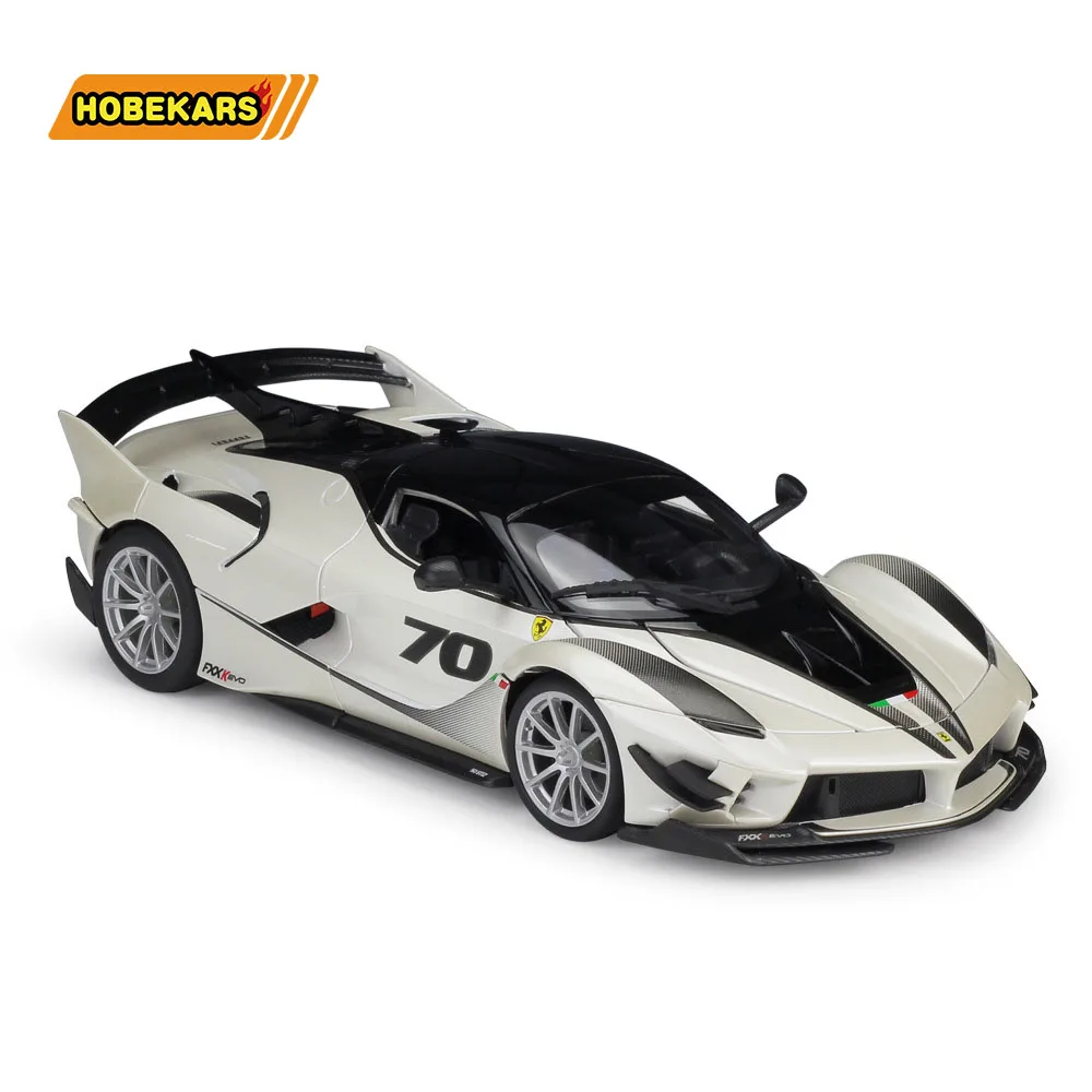 Bburago литая под давлением модель спортивного автомобиля FXX K EVO 1:18 из металлического сплава Высокая симуляция автомобилей с базой Игрушки для мальчиков подарки для мальчиков