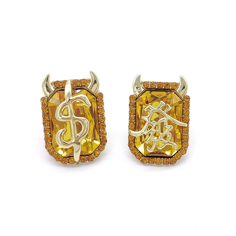 

PD BROOCH 2021 Chinese Year of The Ox Golden Fortune Zircon Brooch Clothing Accessories Wholesale Fashion Jewelry