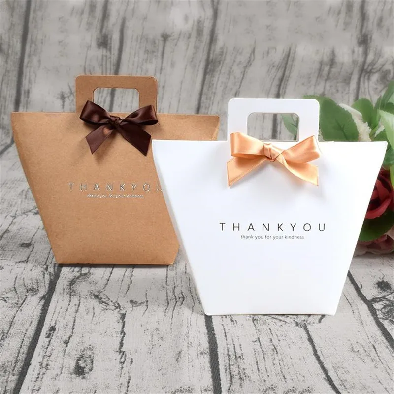 

White Merci Thank You Gift Packaging Candy Kraft Paper Bag Wedding Dragee Gift Box Cake Baby Shower Paper Bags with Handles