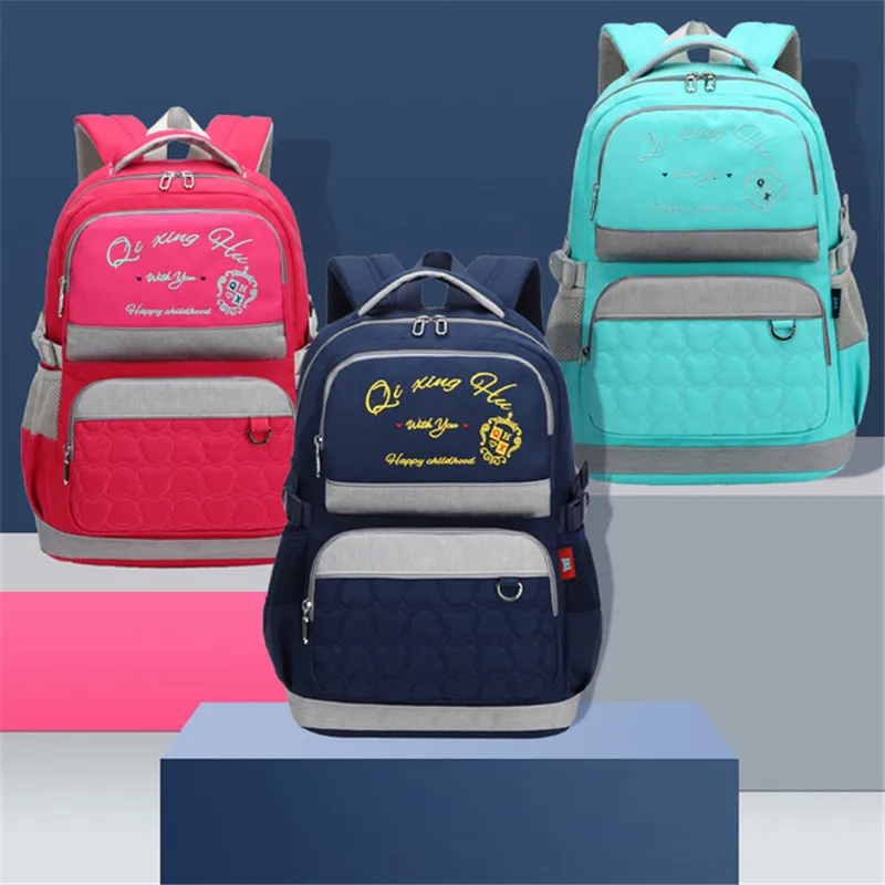 Hot Sale Cartoon School Bags For Kids Backpacks Primary School Backpack for Boys Girls Waterproof Schoolbag bolsa feminina