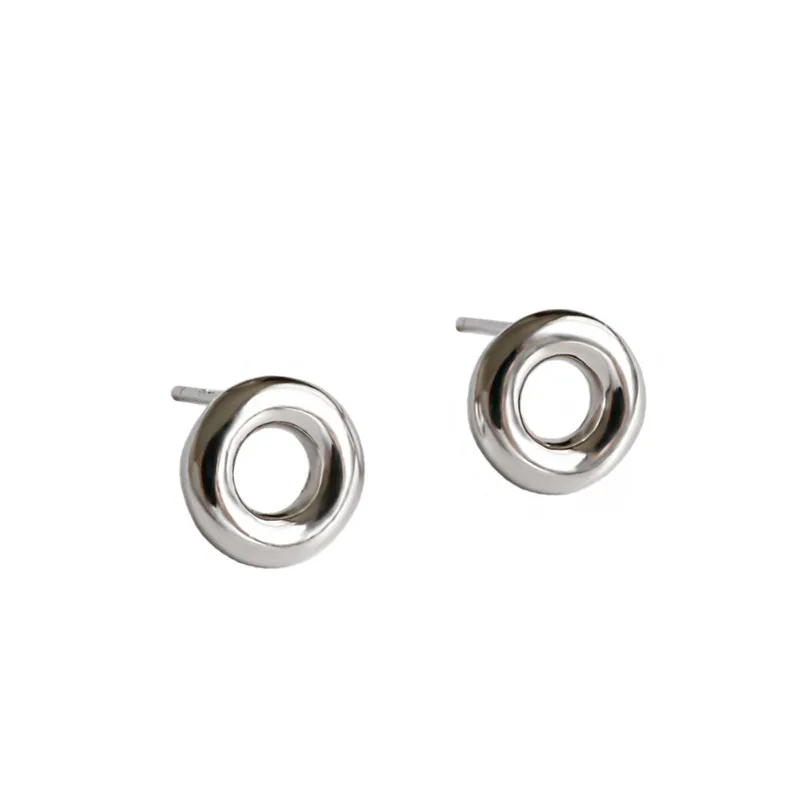 

CH-1161 Korean version of S925 sterling silver simple and versatile geometric round donut earrings female