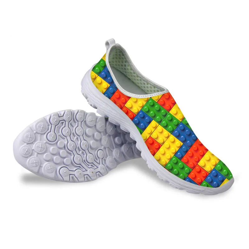 Кроссовки женские на плоской подошве повседневные сникерсы с 3D-принтом кирпичей