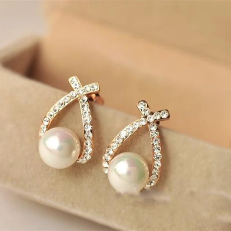

2021 Women Korean Pearl Stud Earrings Jewelry accessories