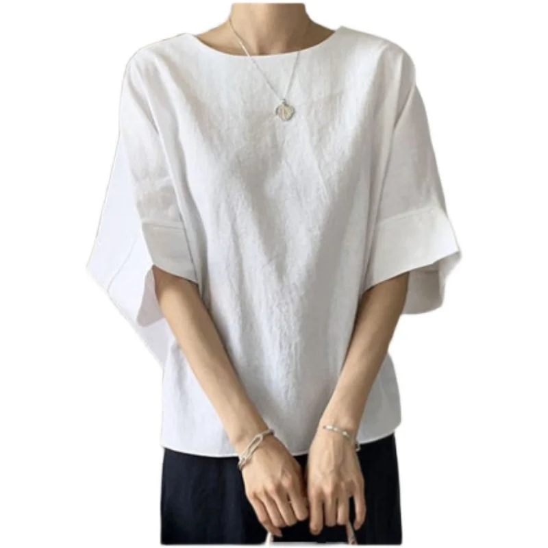 

Casual Cotton And Linen Women Shirt Korean Loose Plus Size T-shirt Female Batwing Sleeve Tops Vintage White Clothing