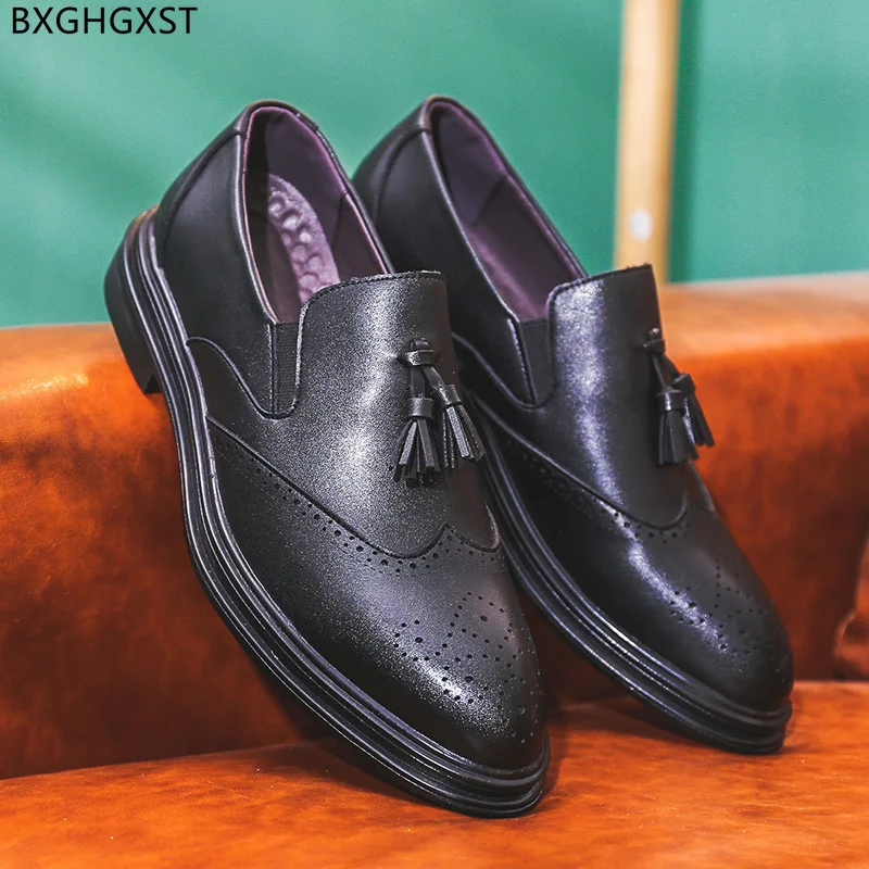 

Designer Leather Shoes Men Formal Brogue Mens Dress Shoes Loafers Black Party Shoes for Men 2023 Tassel Zapatos De Hombre Sapato