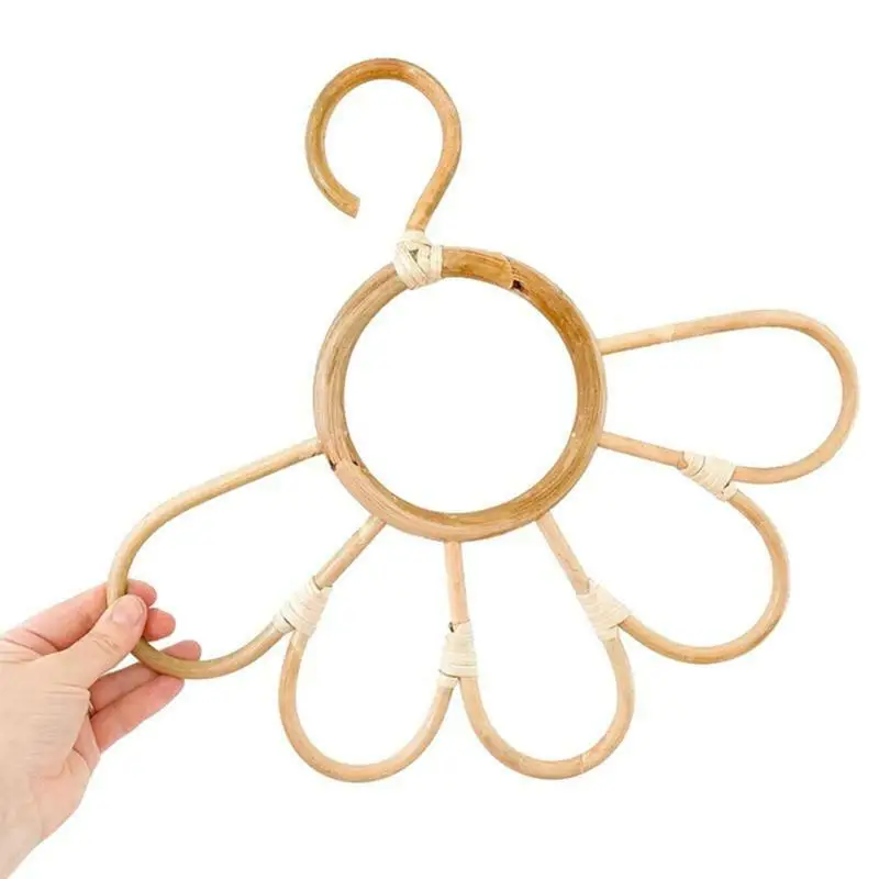 

Rattan Wall Hooks Sun/Moon/Sunflower/Rainbow Kids Garments Organizer Rack Cloth Hat Hanging Hook Set of 4