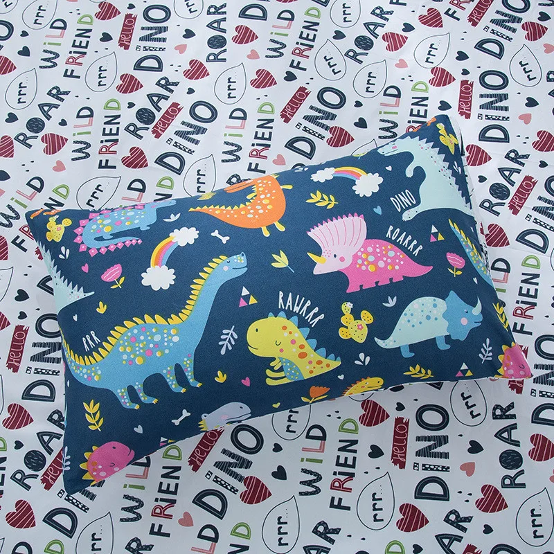 Удобные детские постельные принадлежности с рисунками из мультфильмов комплект