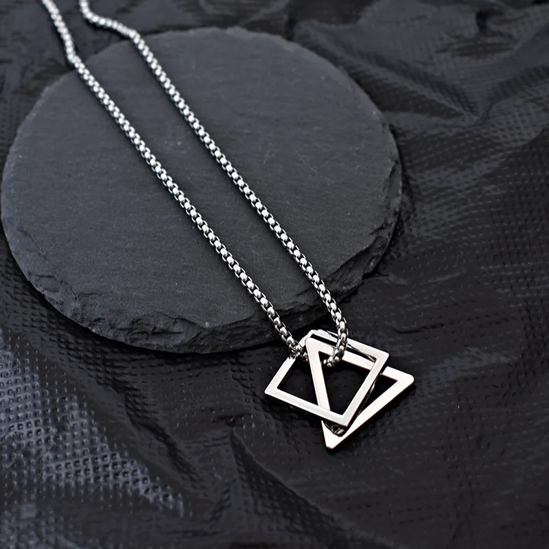 

Pendant Necklace Men Geometric Triangle Zinc Alloy Stainless Steel Chain Hip Hop Trendy Couple Women Exquisite Casual Jewelry