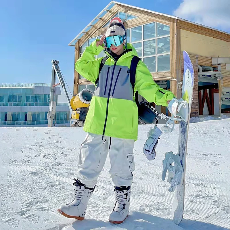 

Men's and Women's Ski Jacket Windproof and Waterproof Veneer Double-board Snow Suit Very Warm SKi Jacket For Women and Men