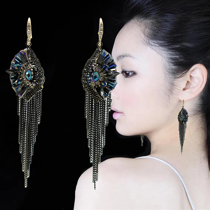 Женские длинные висячие серьги стразы с кристаллами и цветными защитными