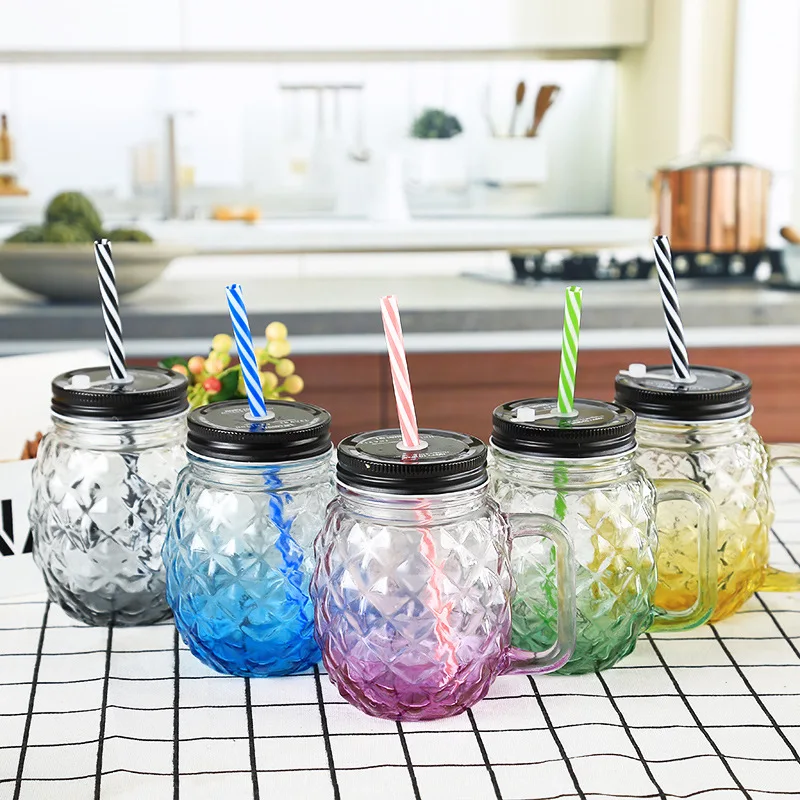 Многоцветный лампы для домашнего интерьера с вечерние drinkwares не содержащее