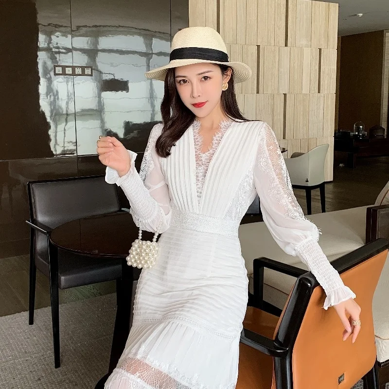 

Women Long Sleeve Vintage A-Line Elegant Dresses V-Neck Lace Patchwork Hollow Out Pleated High Waist Mid-Calf Dress
