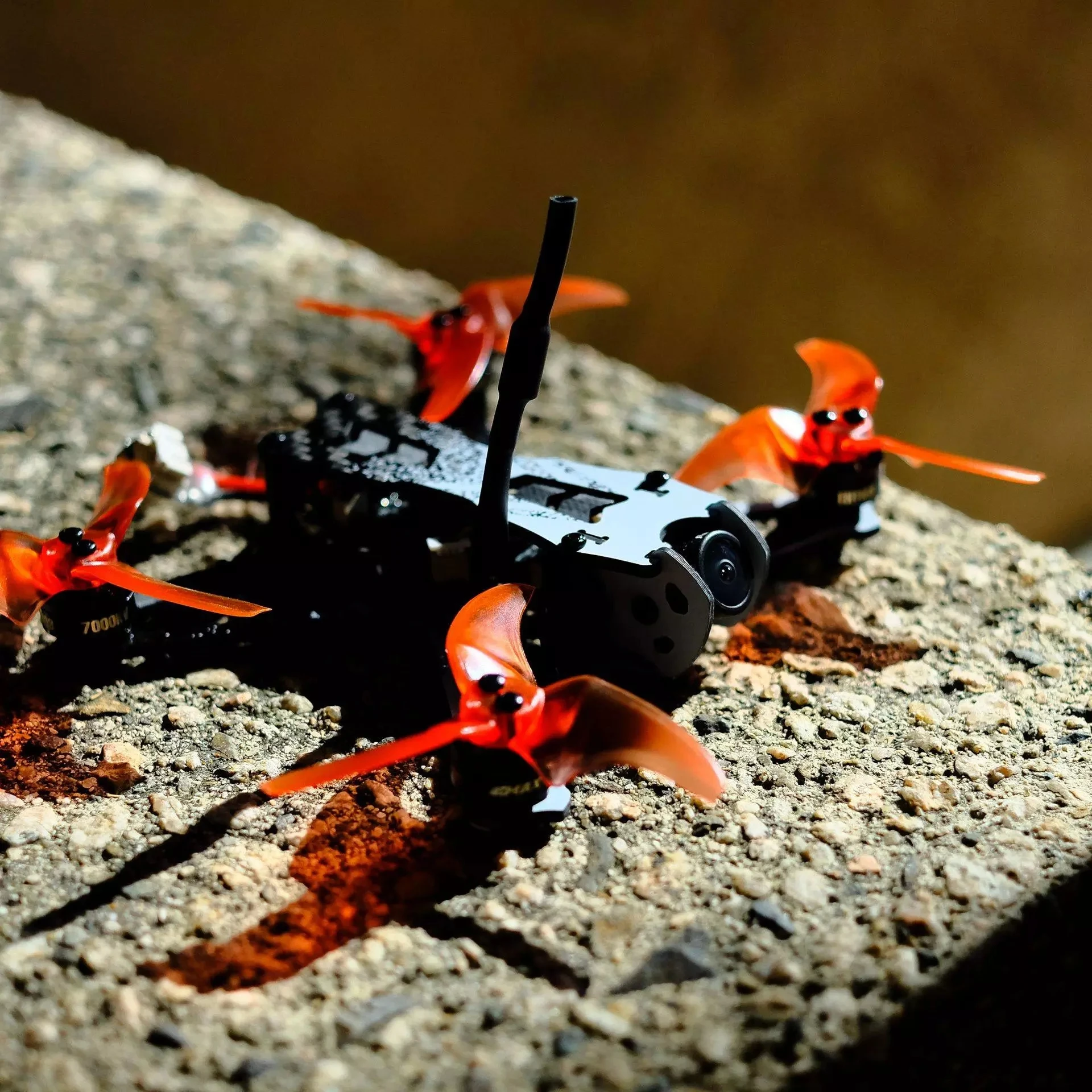 EMAX Tinyhawk II Freestyle FPV гоночный Дрон F4 7000KV RunCam Nano2 700TVL 37CH 25-100-200mW VTX 2S FrSky BNF Квадрокоптер |