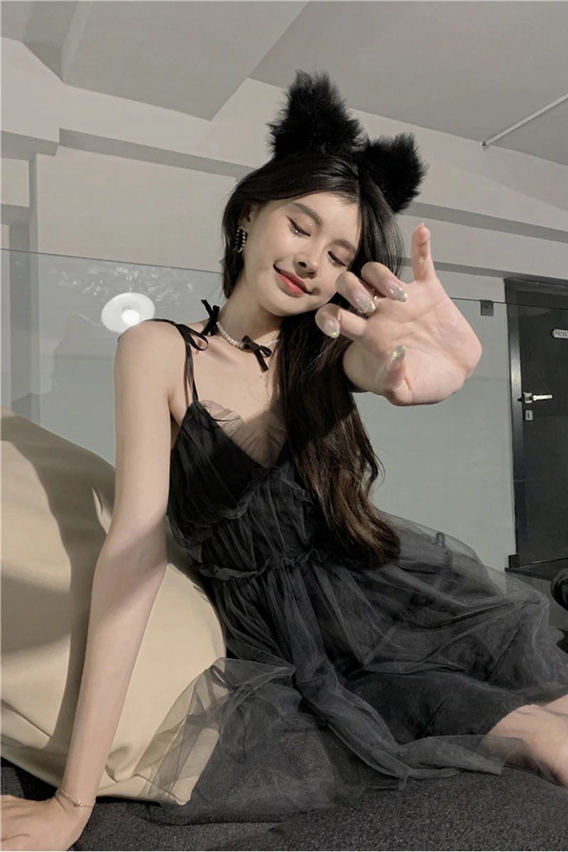 

Fashion Mesh Camisole Dress for Women 2021 Summer New French Style V-neck Dress Tight Waist Butterfly Strap Elegant Short Dress