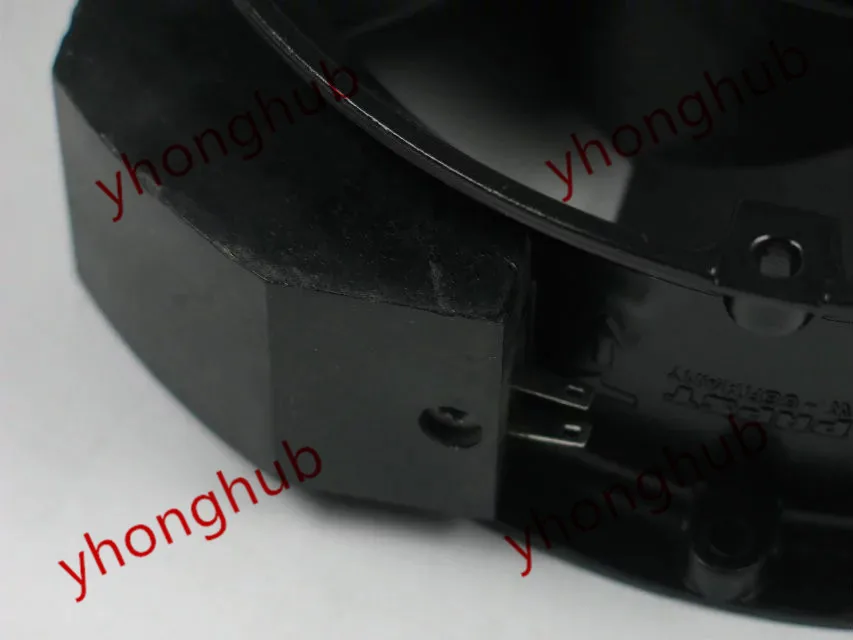 

ebmpapst TYP 6078S AC 200-240V 25W 172x172x51mm Server Round Fan