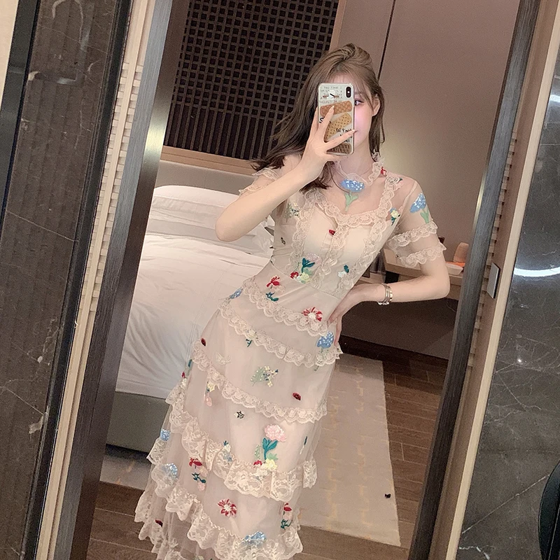 

Floral Embroidery Summer Party Dress Women Stand Neck Lace Dress Korean High Waist Runway Dress Elegant Short Sleeve C025