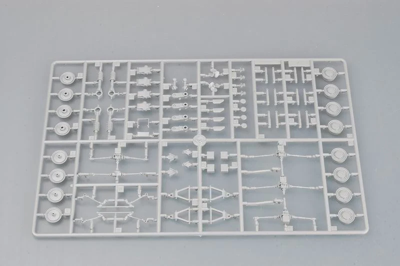 Детская сборная пластиковая противотанковая машина Trumpeter 1/35 00372 | Игрушки и хобби