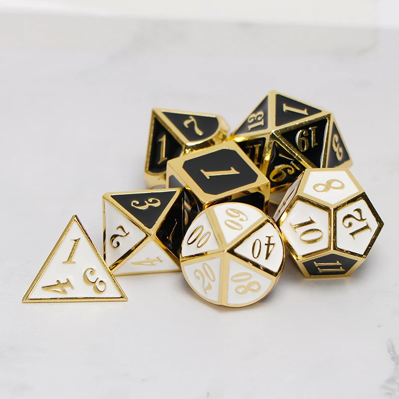 

Metal Dnd Dice Sets Dungeons And Dragon D&D MTG RPG Polyhedral Role Playing Black White Dice Gift 7PCS D20 D12 D10 D8 D6 D4