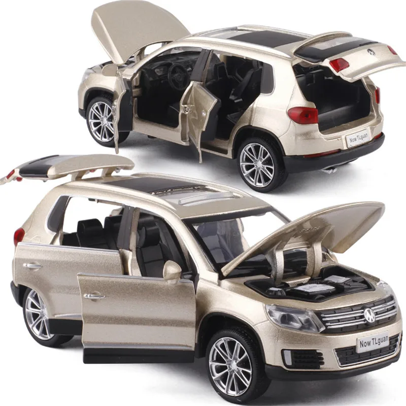 Модель автомобиля Tiguan SUV из сплава масштаб 1:32 музыкальный мигающий шесть