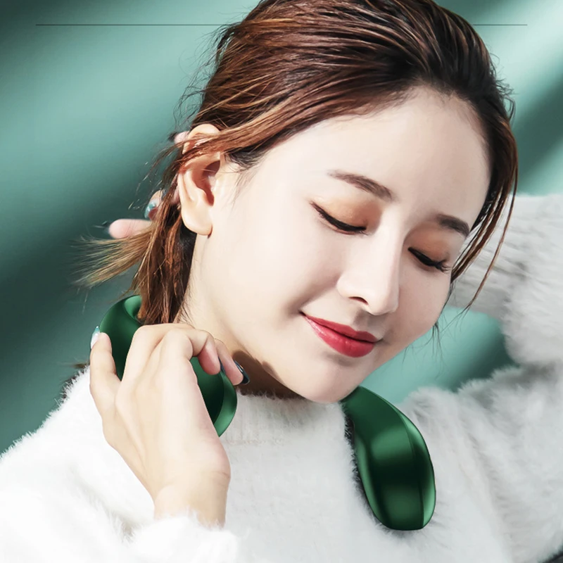 

USB Charging Hanging Neck Warmer Hand Warmer Portable Charger Temperature Digital Display Electric Warmer M2