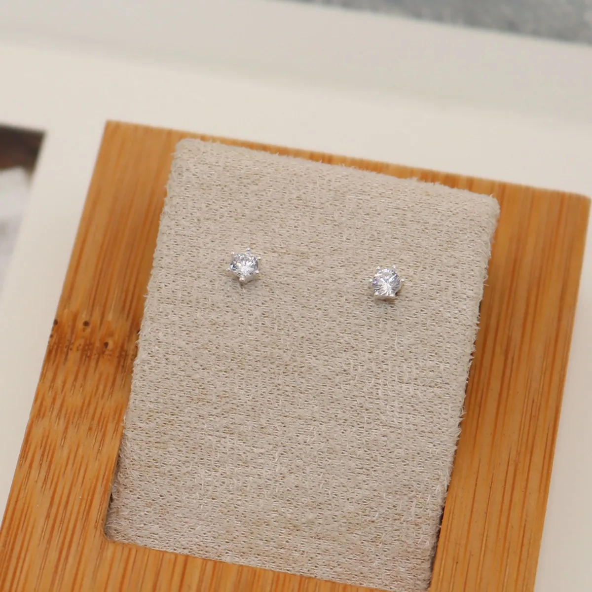 

925 Sterling Silver Rhinestone Stud Earrings For Women Jewelry Exquisite Party Earrings Birthday Gift 4mm Dia, 1 Pair